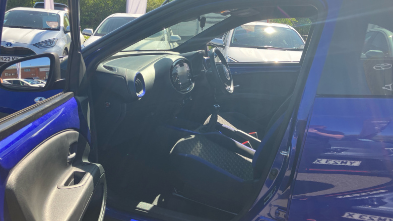 Toyota Aygo X 1.0 VVT-i Edge 5dr Petrol Hatchback